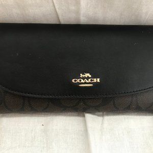 Coach Trifold Wallet In Signature Canvas
